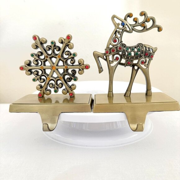 Reindeer Snowflake Metal Stocking Holder Set Christmas Mantel Hooks Gold Tone - Picture 1 of 16
